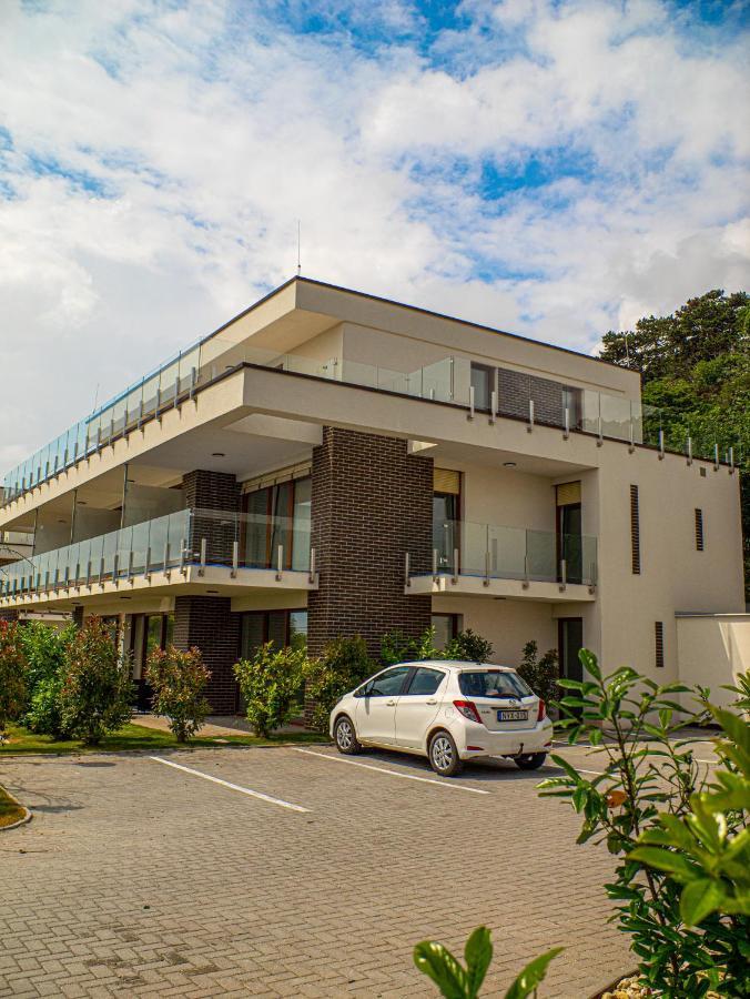 Panorama Superior Apartments - Pool, Garden, Parking Балатональмади Экстерьер фото